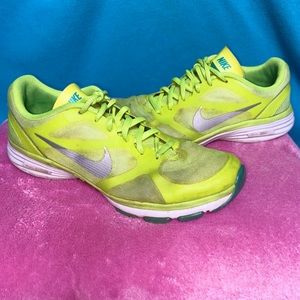 Women Nike Neon Yellow Dual Fusion Training Shoes